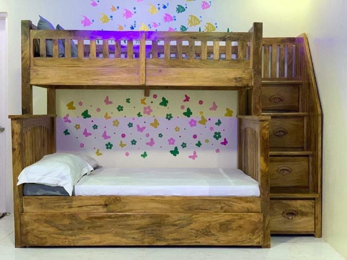 Michaels Homestay - Farm Villa Nr Patar Beach & Bolinao Falls Екстериор снимка